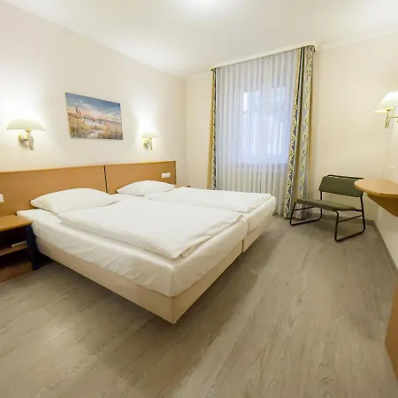 Dünenpark - Komfort Mit 1 Schlafzimmer Und Terrasse Im Erdgeschoss 251 Apartamento Binz